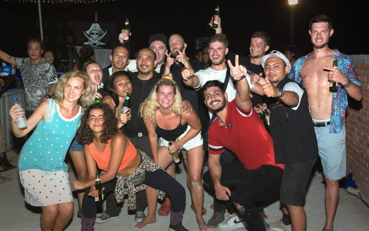 D'Gobers Hostel Seminyak By Gumilang Hospitality Kültér fotó